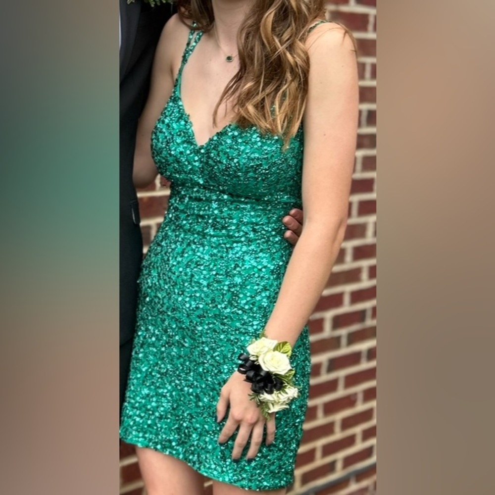 Ashley Lauren Green Sequin Dress homecoming size 0